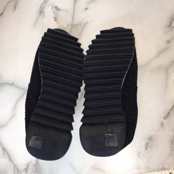 Moda In Pelle Blue Embellished walking Shoes - Picture 8 of 9